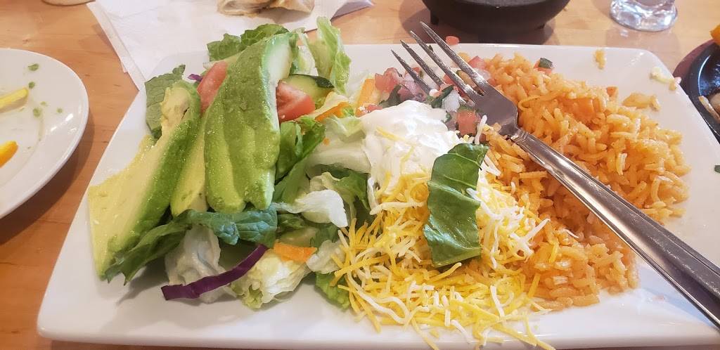 Mariscos Altamar #2 | restaurant | 675 S Circle Dr, Colorado Springs, CO 80910, USA | 7194730315 OR +1 719-473-0315