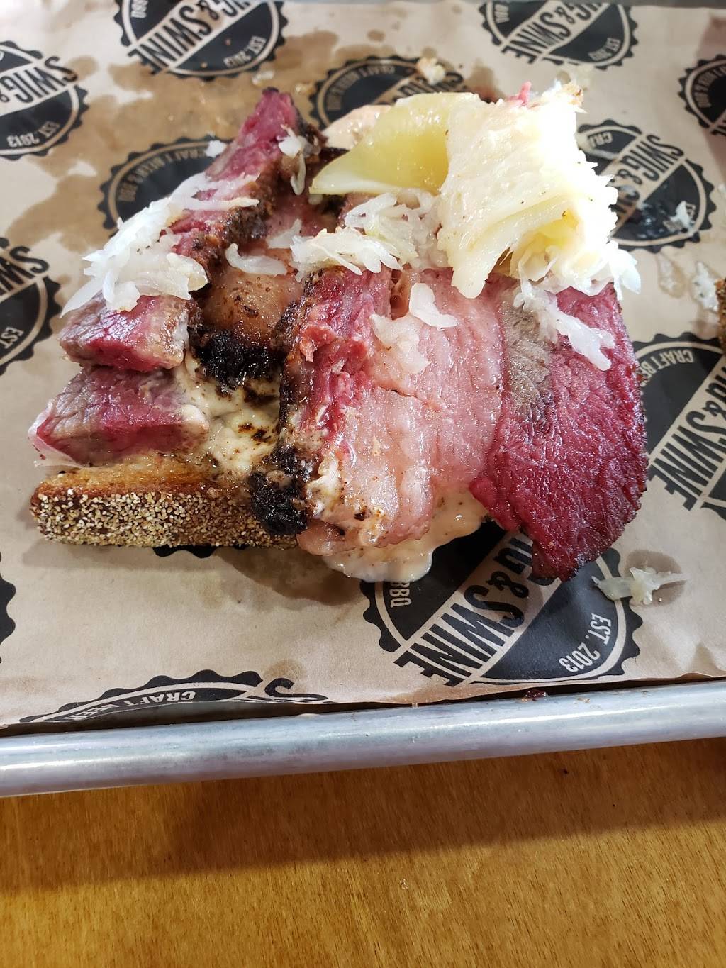 Swig & Swine | restaurant | 1990 Old Trolley Rd, Summerville, SC 29485, USA | 8439748688 OR +1 843-974-8688