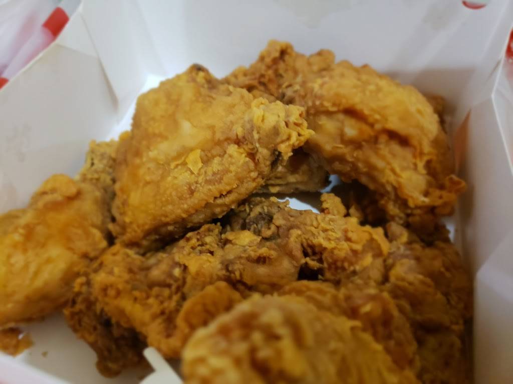 Churchs Chicken | restaurant | 8995 Grissom Rd, San Antonio, TX 78251, USA | 2106806207 OR +1 210-680-6207