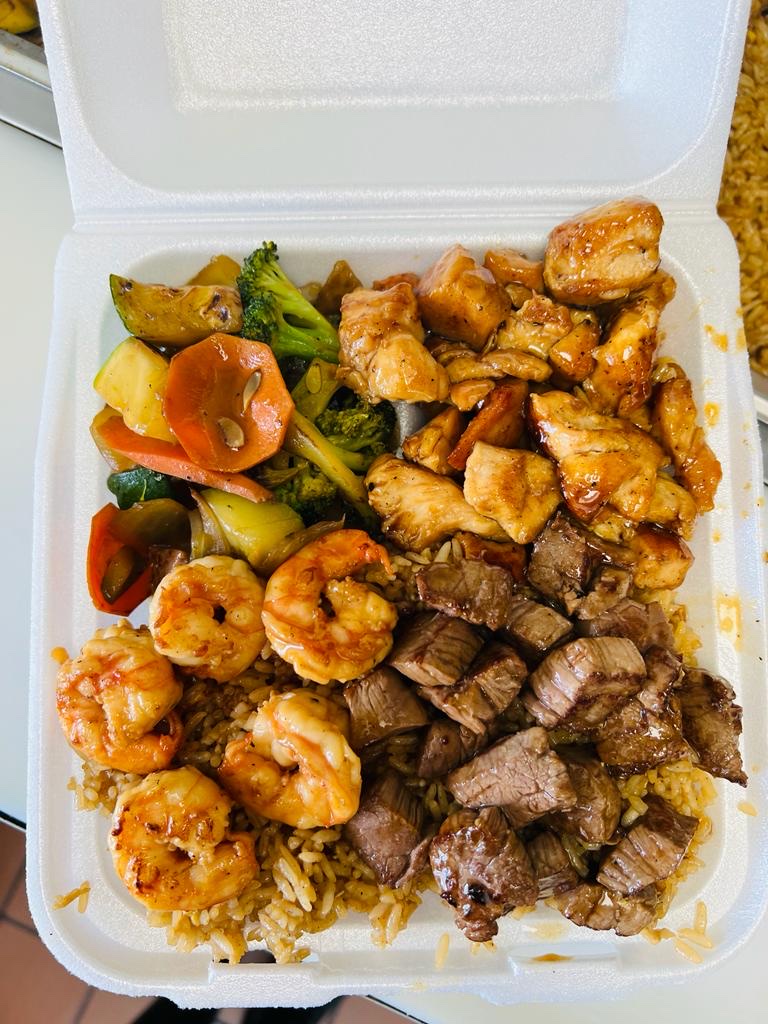 Hiro hiro hibachi | restaurant | 2007 Jerry Clower Blvd N, Yazoo City, MS 39194, USA | 6628771166 OR +1 662-877-1166