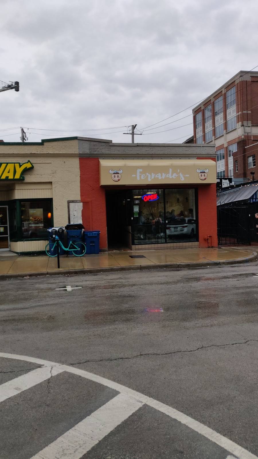 Fernandos | restaurant | 612 E Daniel St, Champaign, IL 61820, USA | 2172550210 OR +1 217-255-0210