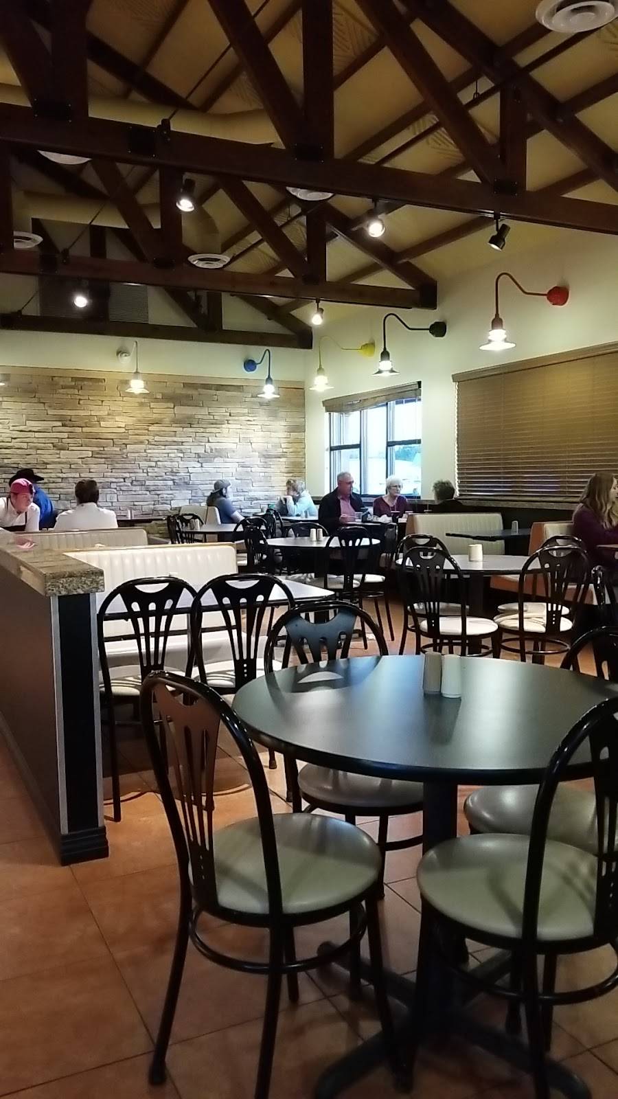 Braums Ice Cream & Burger Restaurant | restaurant | 1207 E Carl Albert Pkwy, McAlester, OK 74501, USA | 9183023033 OR +1 918-302-3033