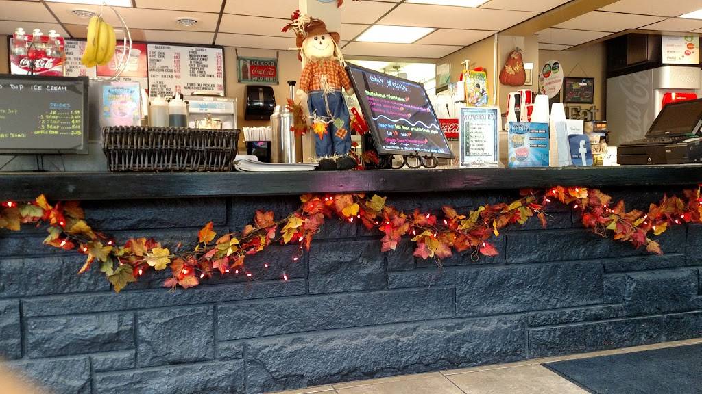 Town Fryer LLC | restaurant | 130 Broad St, Constantine, MI 49042, USA | 2694356735 OR +1 269-435-6735