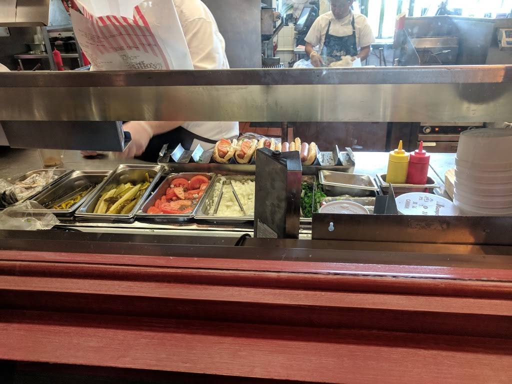 Portillos Hot Dogs | meal takeaway | 806 W Dundee Rd, Arlington Heights, IL 60004, USA | 8478700870 OR +1 847-870-0870