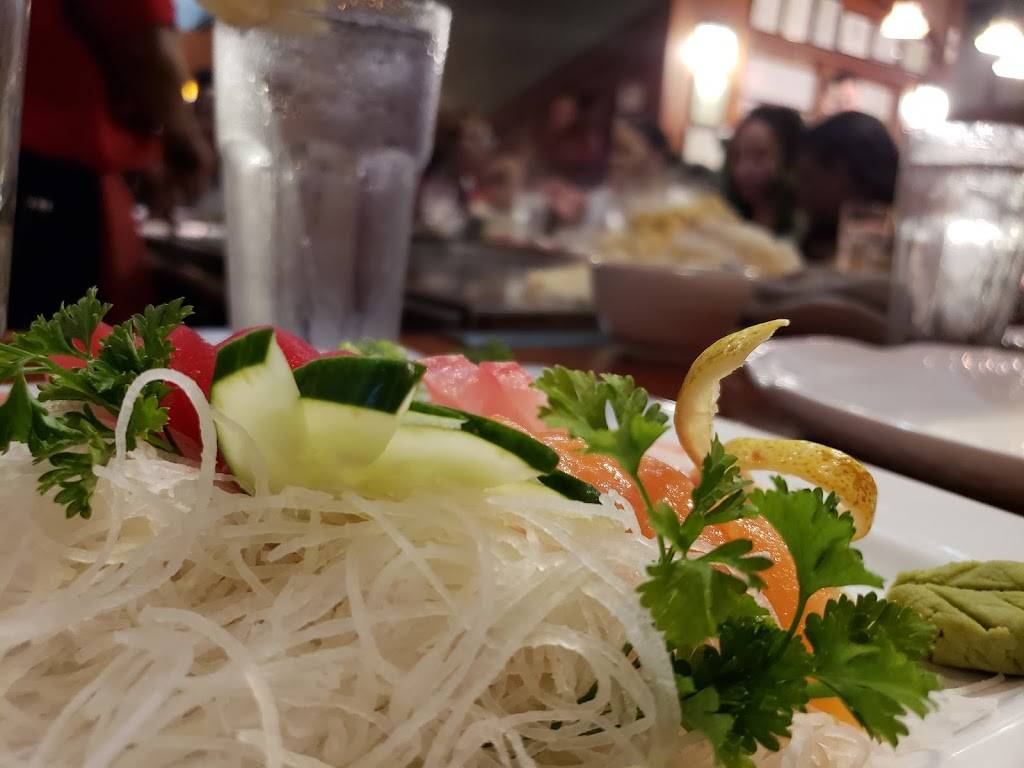 Kiku Japanese Steakhouse | restaurant | 3630 Marketplace Blvd, East Point, GA 30344, USA | 4046296111 OR +1 404-629-6111