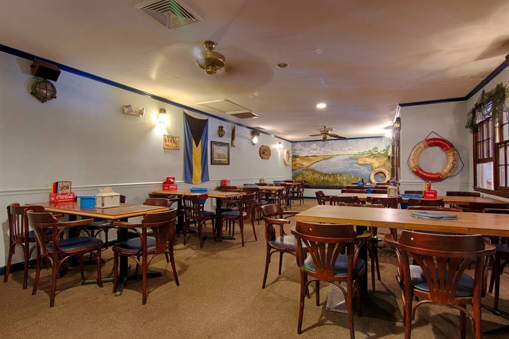 The Crab Shack | restaurant | 1901 Ashley River Rd, Charleston, SC 29407, USA | 8437634494 OR +1 843-763-4494