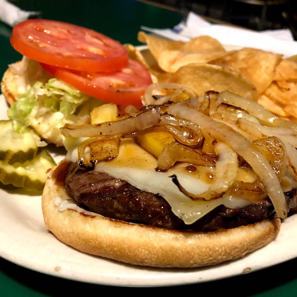 Malarkys Sports Grill | night club | 1025 NW Gilman Blvd, Issaquah, WA 98027, USA | 4253926356 OR +1 425-392-6356