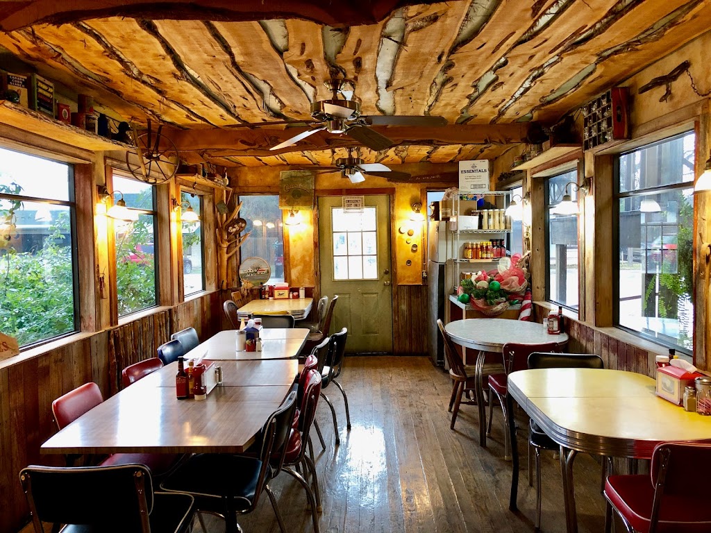 Lost Maples Cafe | restaurant | 384 Main St, Utopia, TX 78884, USA | 8309662221 OR +1 830-966-2221