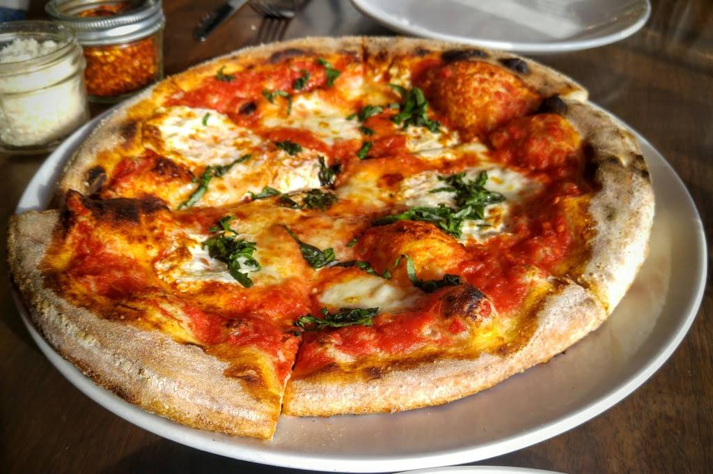 Napolese | restaurant | The Fashion Mall at Keystone 8702, Keystone Crossing, Indianapolis, IN 46240, USA | 3177050765 OR +1 317-705-0765