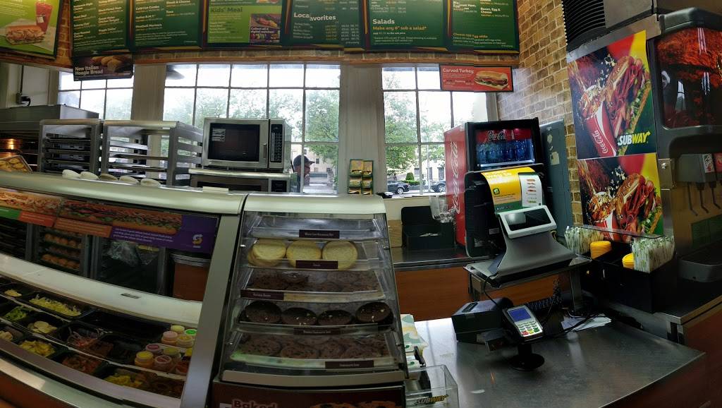 Subway | restaurant | 50 Union Ave, New Haven, CT 06519, USA | 2037727899 OR +1 203-772-7899