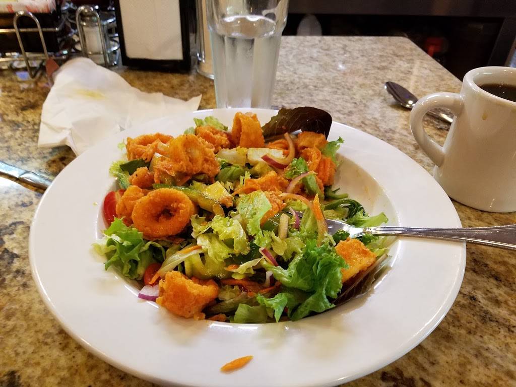 Tri-Valley Family Restaurant | restaurant | 366 Knickerbocker Rd, Dumont, NJ 07628, USA | 2013845044 OR +1 201-384-5044