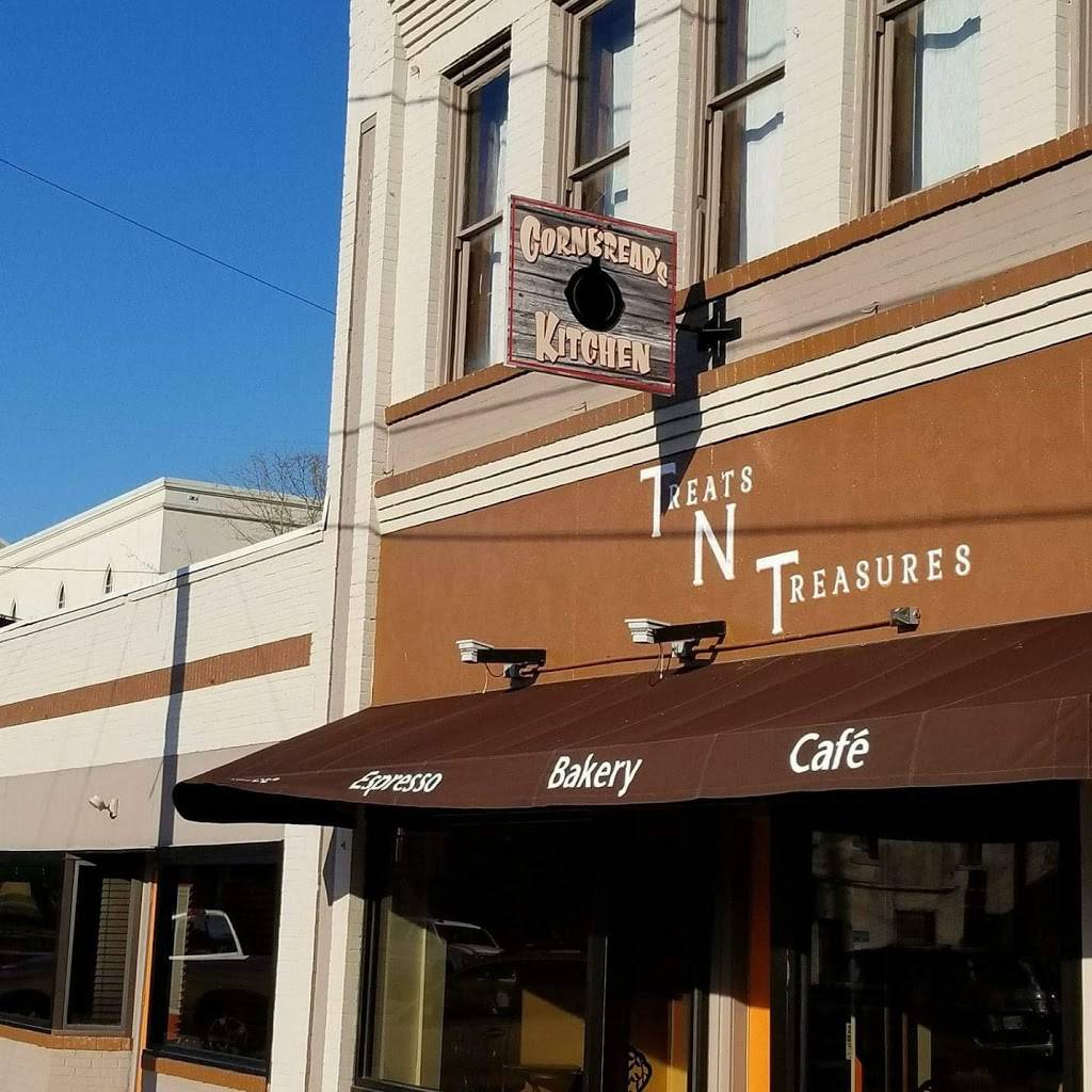 Cornbreads Kitchen | restaurant | 117 Main Ave N, Fayetteville, TN 37334, USA | 9315575117 OR +1 931-557-5117