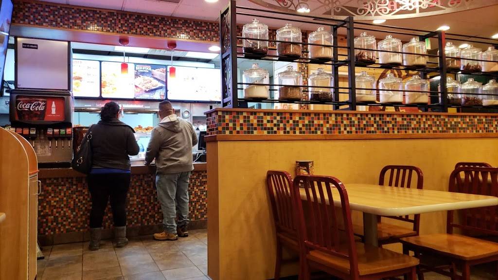 Popeyes Louisiana Kitchen | restaurant | 198 E Redlands Blvd, San Bernardino, CA 92408, USA | 9098241247 OR +1 909-824-1247