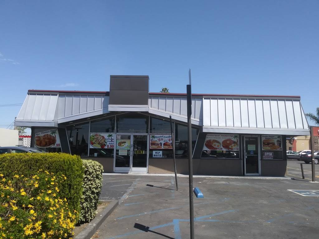 Dinos Burgers | restaurant | 2217 W 1st St, Santa Ana, CA 92703, USA | 7145428927 OR +1 714-542-8927