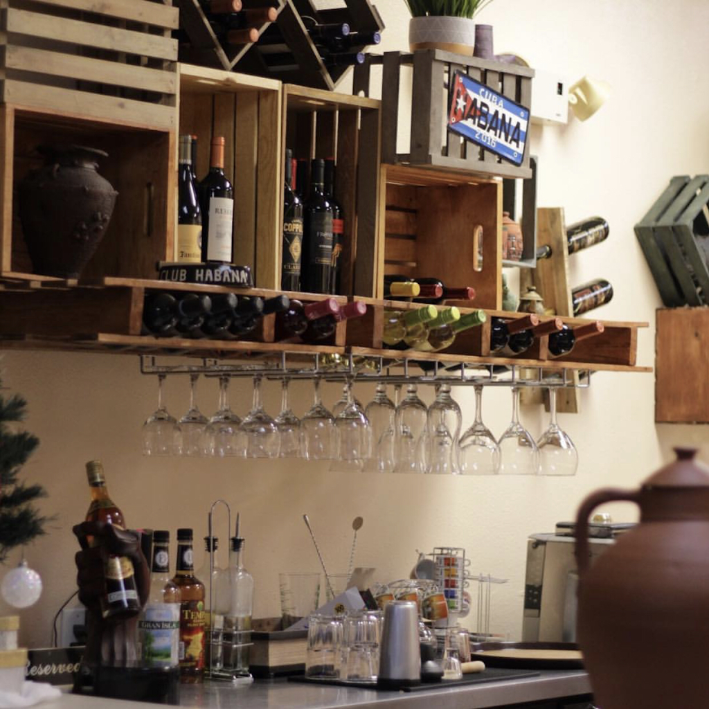 Cuban Café La Tinaja | restaurant | 3815 US-1, Cocoa, FL 32926, USA | 3215074935 OR +1 321-507-4935