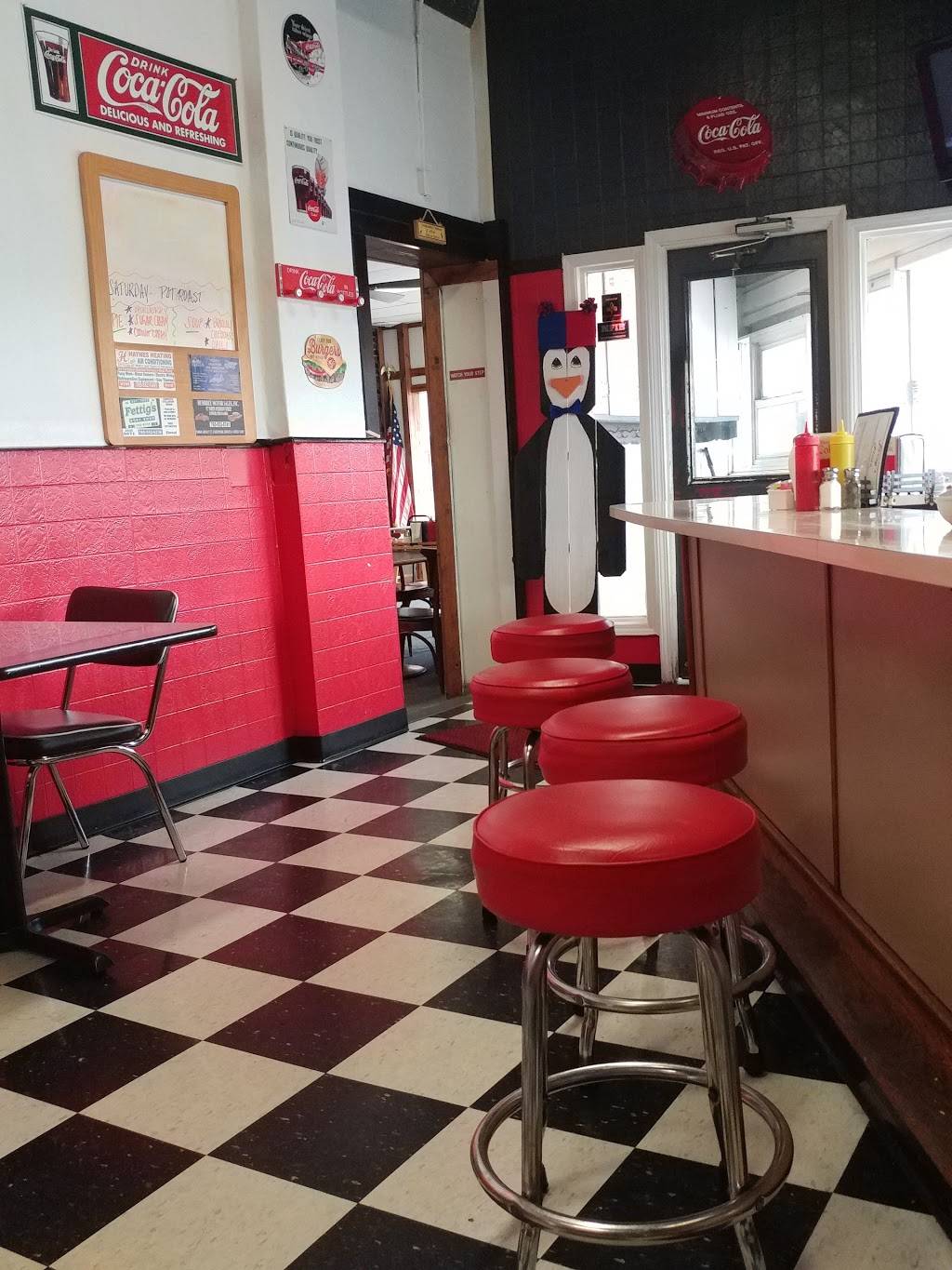 Leroys Place | restaurant | 1537 S A St, Elwood, IN 46036, USA | 7655529051 OR +1 765-552-9051