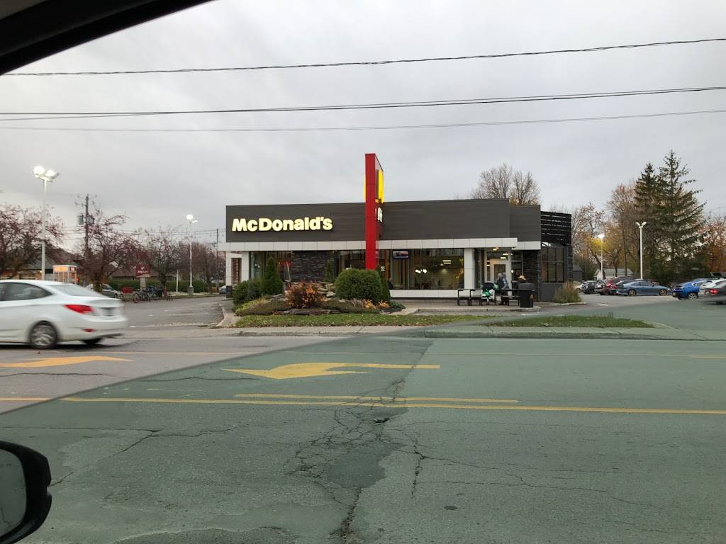 McDonalds | cafe | 1075 Boulevard Firestone, Joliette, QC J6E 6X6, Canada | 4507521375 OR +1 450-752-1375