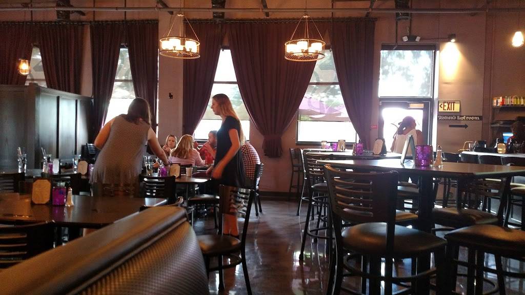 Black Cat Bistro | restaurant | 115 Albert St, East Lansing, MI 48823, USA | 5175803821 OR +1 517-580-3821