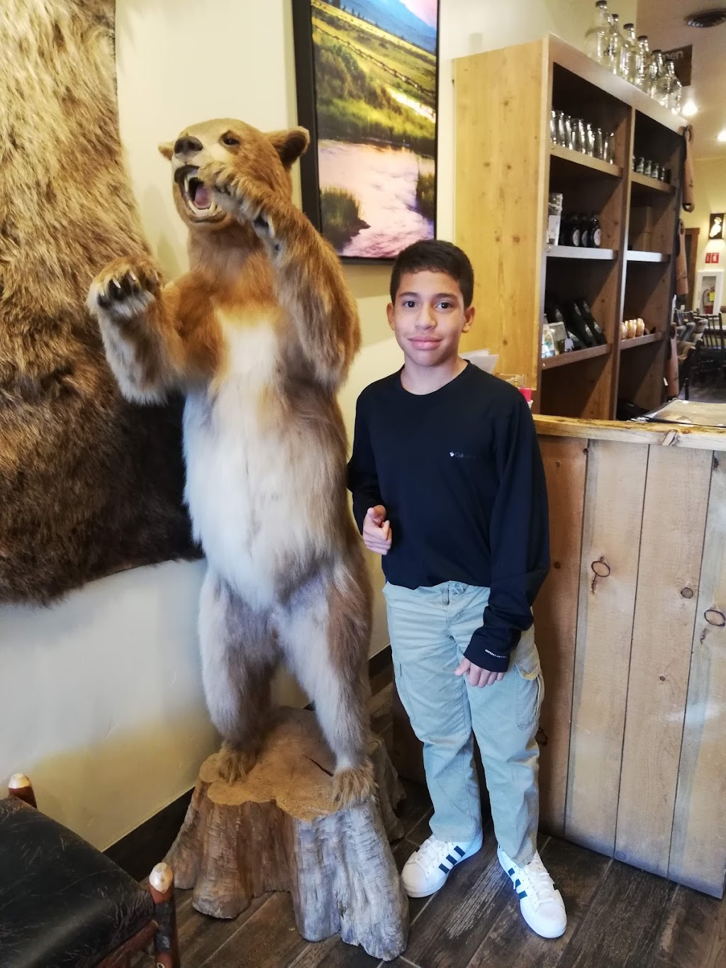 The Bear Den | Restaurant & Bar | restaurant | 11072 US-189 #191, Daniel, WY 83115, USA | 3078598469 OR +1 307-859-8469