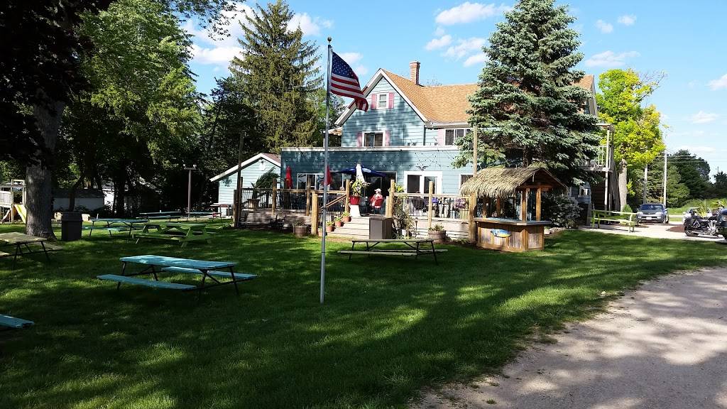 Lily Lake Resort | restaurant | 7910 328th Ave, Burlington, WI 53105, USA | 2625372848 OR +1 262-537-2848