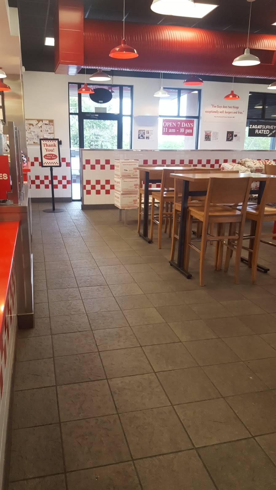 Five Guys | meal takeaway | 6095 US-98, Hattiesburg, MS 39402, USA | 6012685557 OR +1 601-268-5557