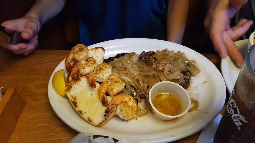 Texas Roadhouse | restaurant | 4140 Miller Rd, Flint, MI 48507, USA | 8107324116 OR +1 810-732-4116