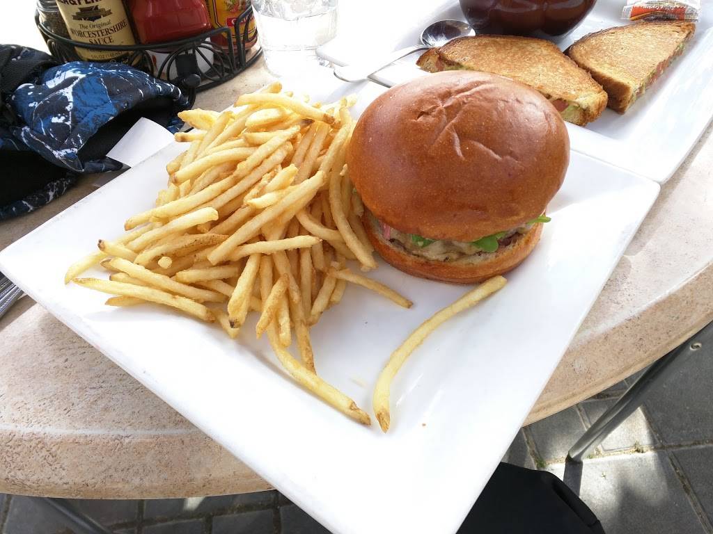 Incline Bar & Grill | restaurant | 176 Copper Cir, Frisco, CO 80443, USA | 9709680200 OR +1 970-968-0200