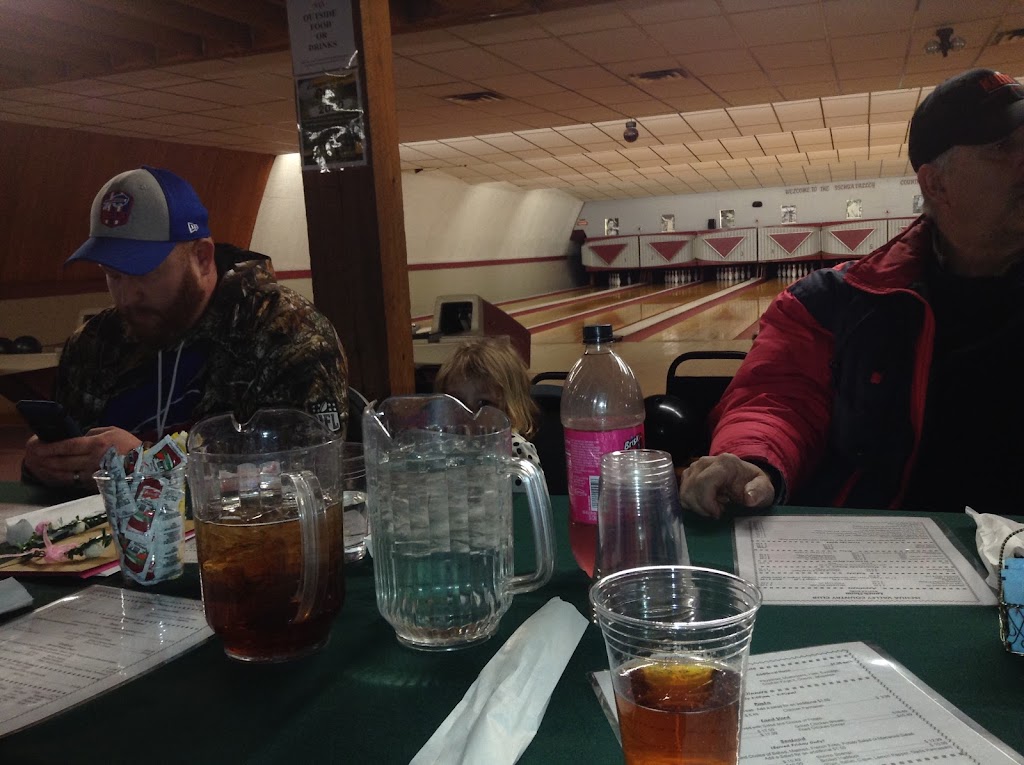 Ischua Valley Country Club | restaurant | NY-16, Franklinville, NY 14737, USA | 7166763630 OR +1 716-676-3630