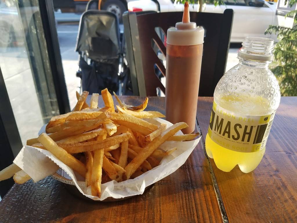 Wafas Express | restaurant | 812 Grand St, Brooklyn, NY 11211, USA | 7185763547 OR +1 718-576-3547