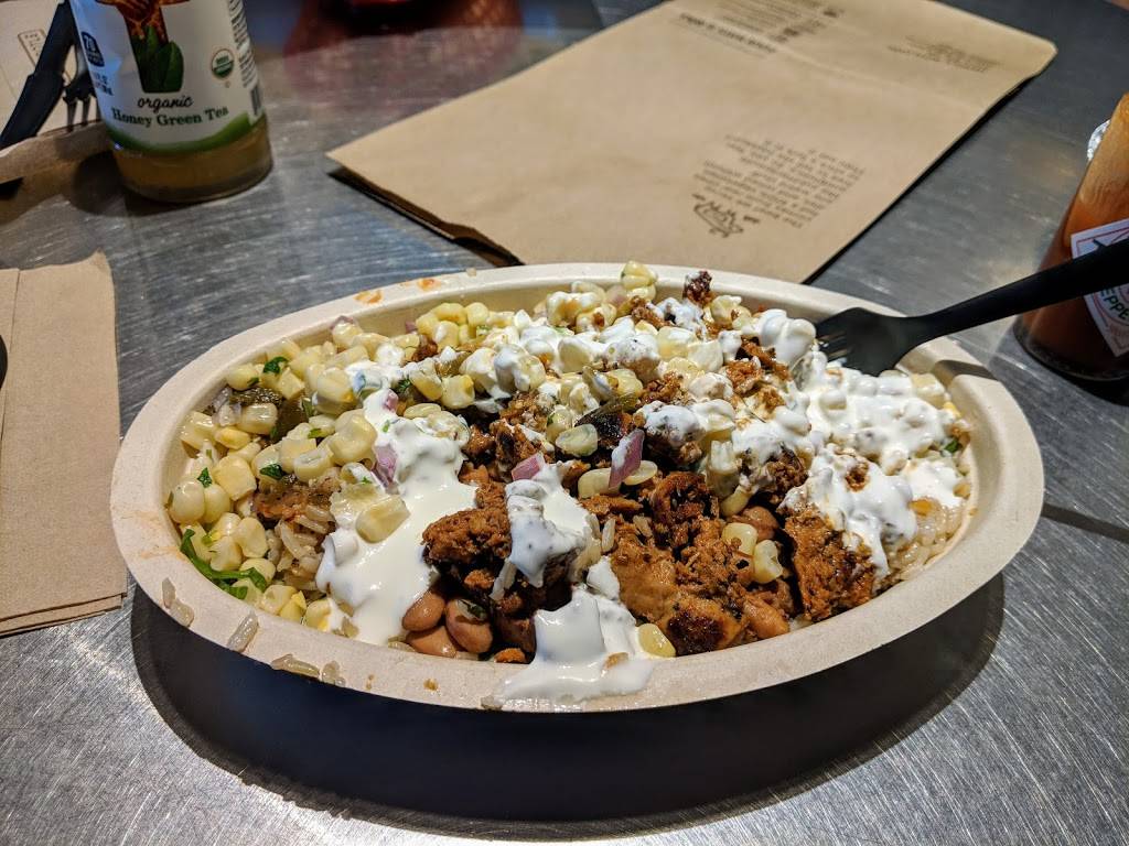 Chipotle Mexican Grill | restaurant | 215 N Broadway, Hicksville, NY 11801, USA | 5168224074 OR +1 516-822-4074