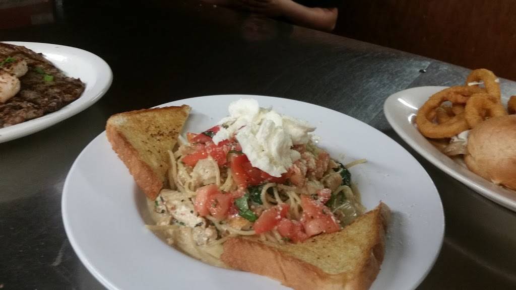 Fire By The Lake | restaurant | 3370 AL-69, Guntersville, AL 35976, USA | 2564862525 OR +1 256-486-2525