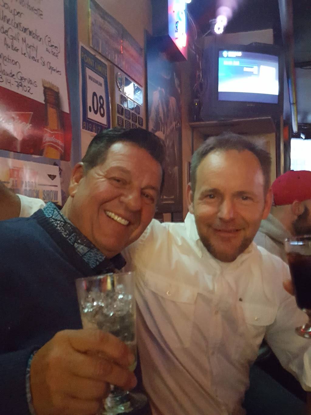 Bar Cafe O St-Fred | night club | 266 Rue Brock, Drummondville, QC J2C 1M4, Canada | 8194782420 OR +1 819-478-2420