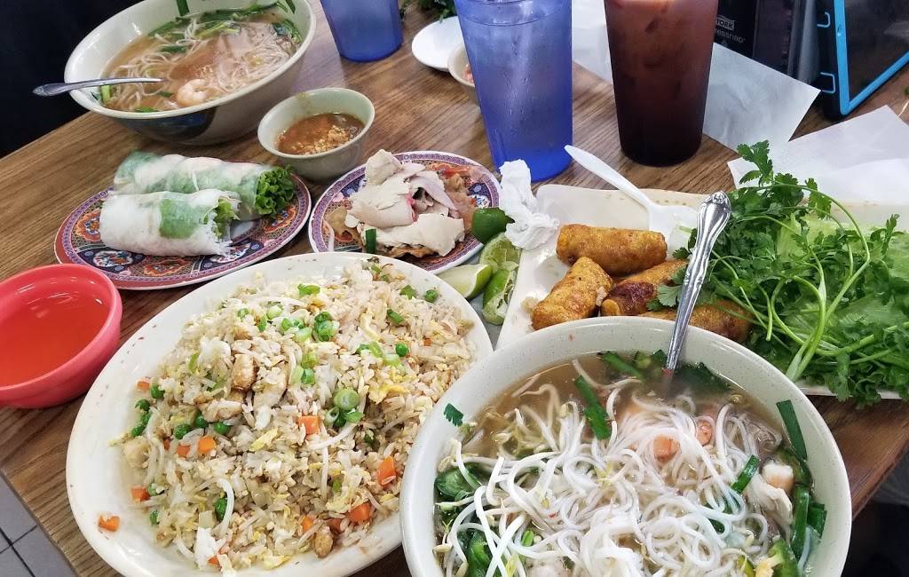 Tau Bay - Vietnamese Noodle House | restaurant | 8150 Southwest Fwy, Houston, TX 77074, USA | 7137718485 OR +1 713-771-8485