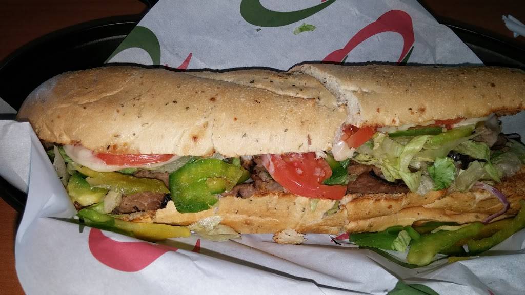Quiznos | restaurant | 3969 Montrose Rd Ste 7, Niagara Falls, ON L2H 3A1, Canada | 9053547733 OR +1 905-354-7733