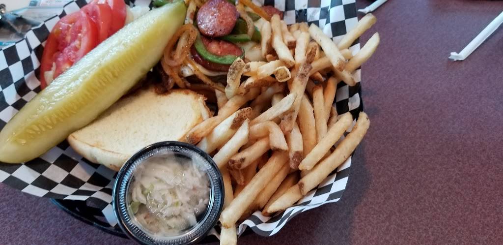 Double T Diner | restaurant | 1 Mountain Rd, Pasadena, MD 21122, USA | 4107669669 OR +1 410-766-9669