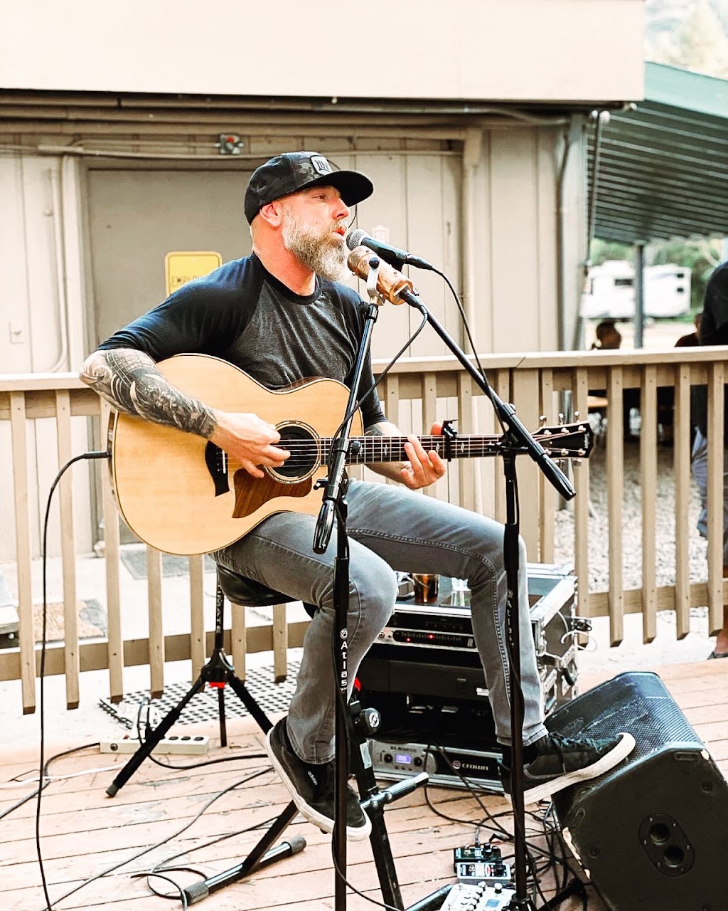 Mountain Top Social | restaurant | 225 Co Rd 23, Ridgway, CO 81432, USA | 9703259856 OR +1 970-325-9856