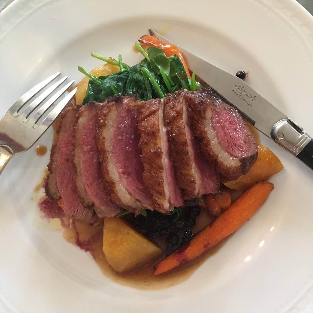 Petit Louis Bistro | restaurant | 4800 Roland Ave, Baltimore, MD 21210, USA | 4103669393 OR +1 410-366-9393