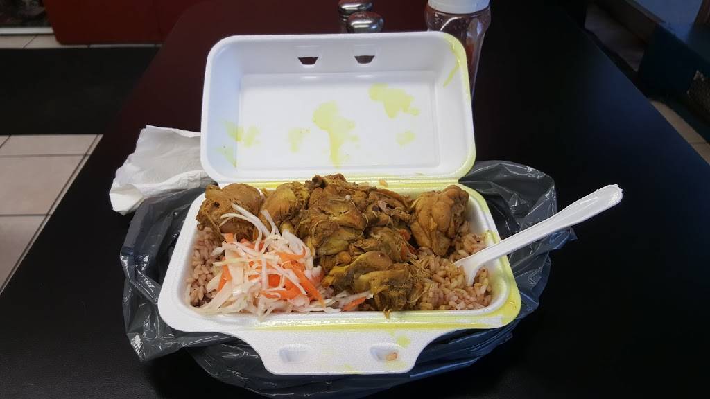 Kitchen King Jerk | restaurant | 2079 Lawrence Ave W, York, ON M9N 3P5, Canada | 6473467997 OR +1 647-346-7997