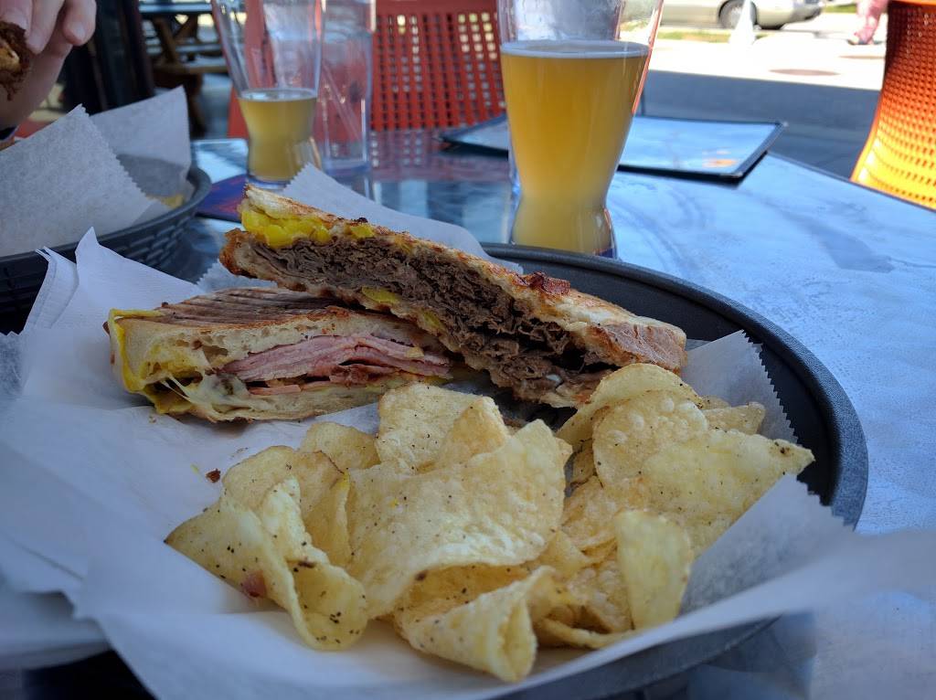 Chilly Water Brewing Company | restaurant | 719 Virginia Ave #105, Indianapolis, IN 46203, USA | 3179640518 OR +1 317-964-0518