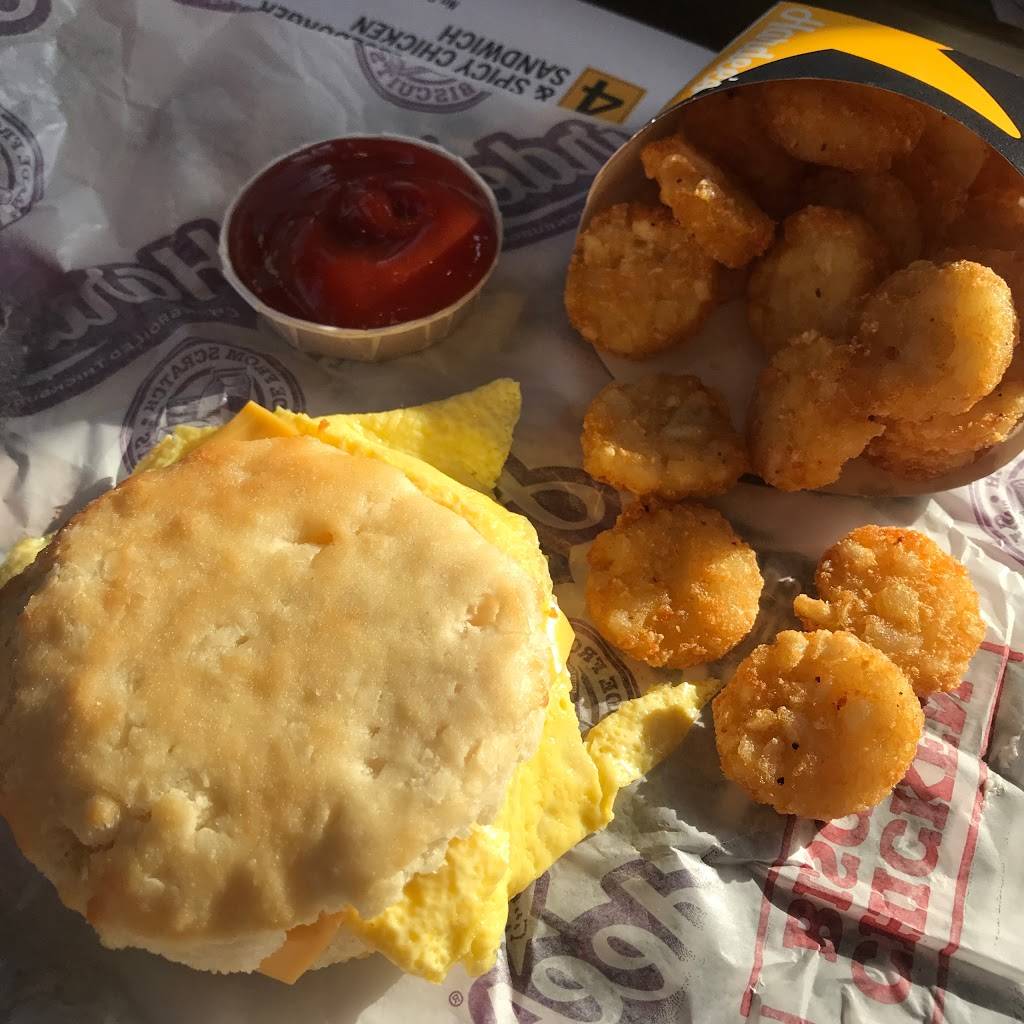 Hardees | restaurant | 4907 Main St, Spring Hill, TN 37174, USA | 6153023315 OR +1 615-302-3315