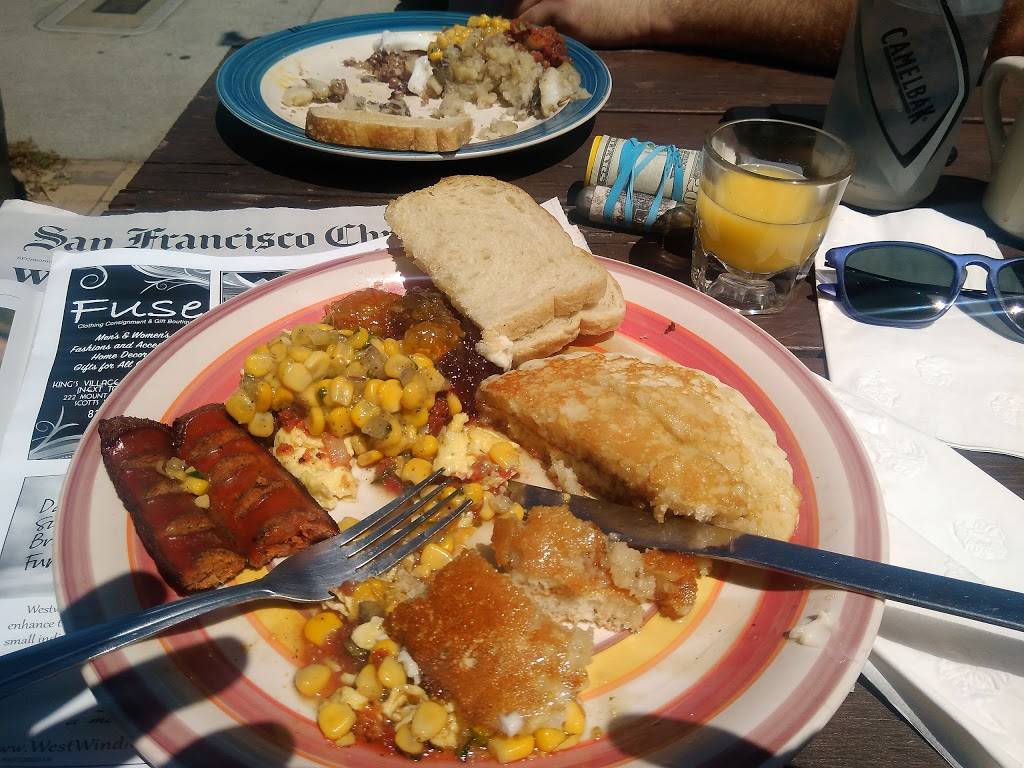 Paulas | restaurant | 3500 Portola Dr, Santa Cruz, CA 95062, USA | 8314640741 OR +1 831-464-0741