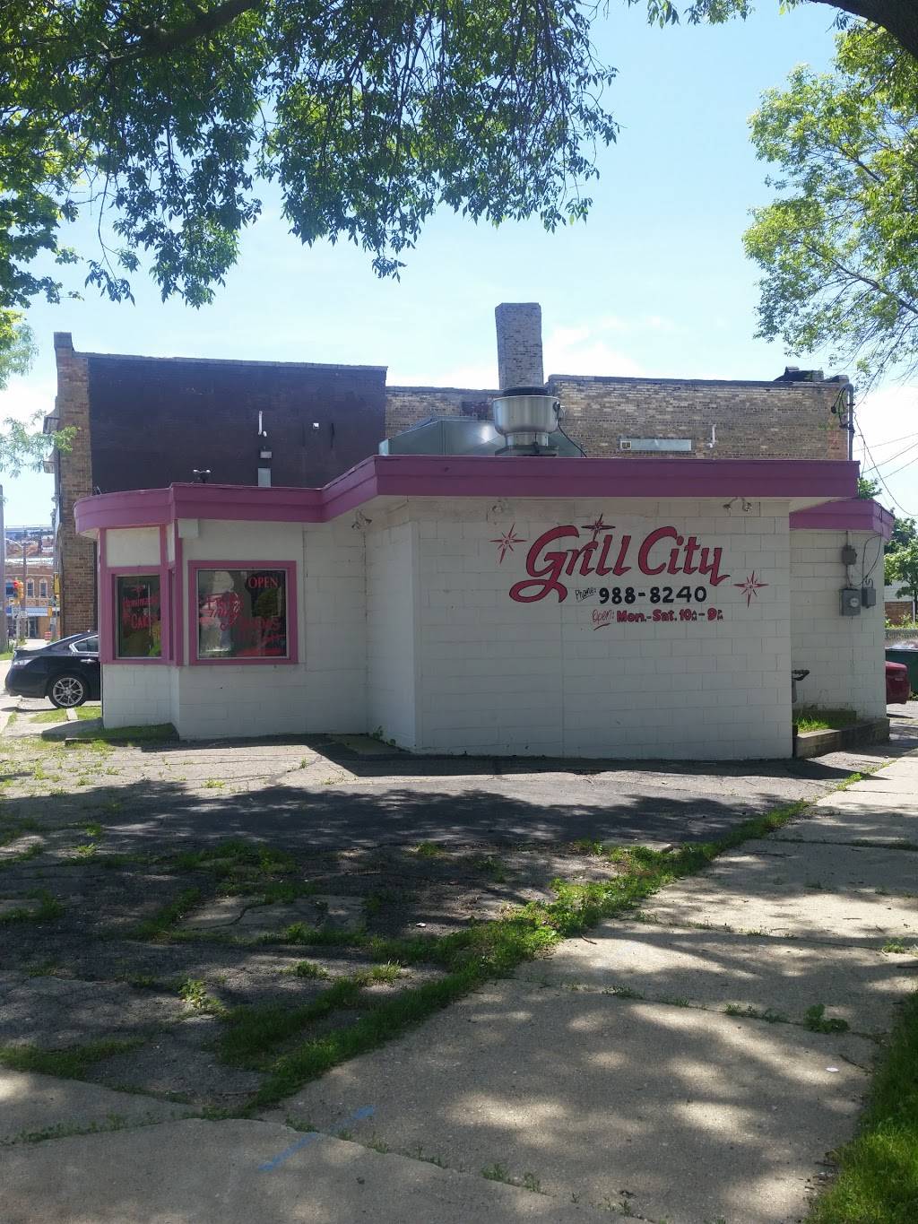 Grill City | restaurant | 2729 W Atkinson Ave, Milwaukee, WI 53209, USA | 4149888240 OR +1 414-988-8240
