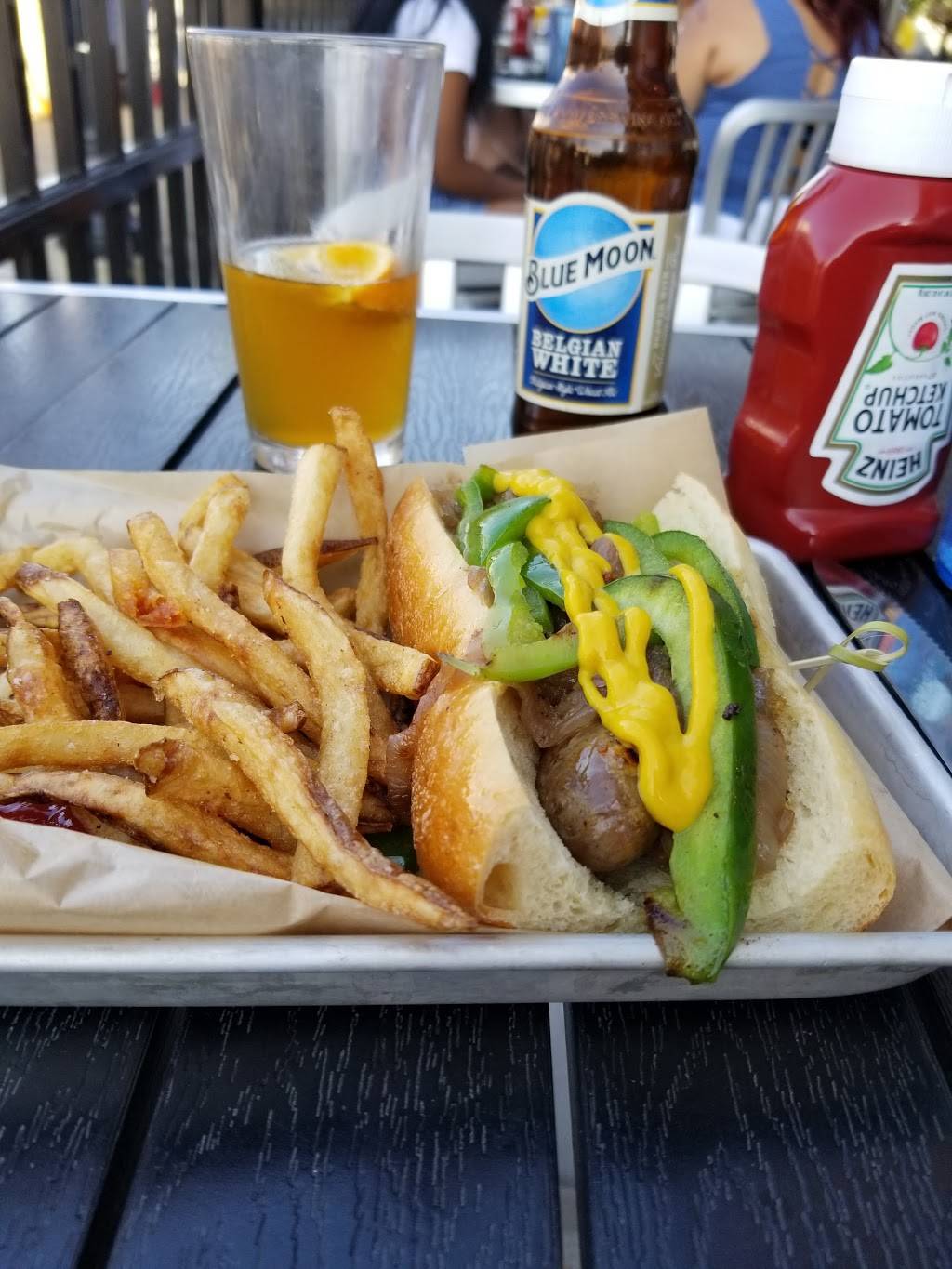 Rosie OGradys | night club | 279 W Nine Mile Rd, Ferndale, MI 48220, USA | 2485919163 OR +1 248-591-9163