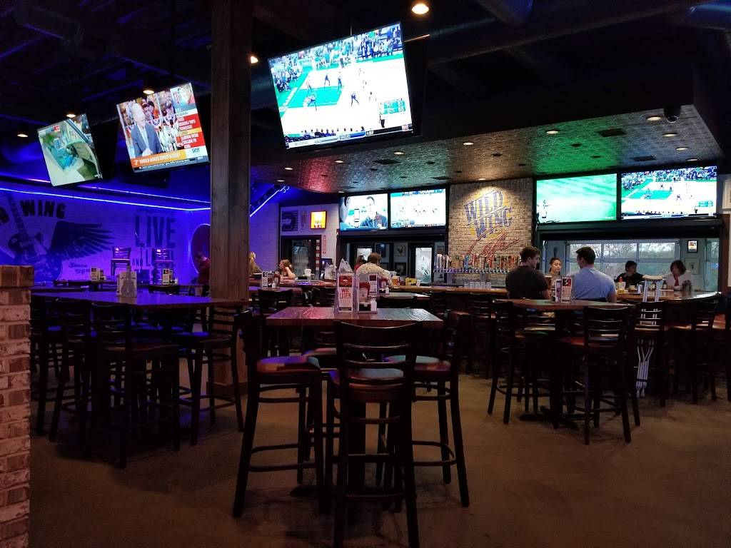 Wild Wing Cafe | cafe | 3040 Capps Way, Opelika, AL 36804, USA | 3342031693 OR +1 334-203-1693