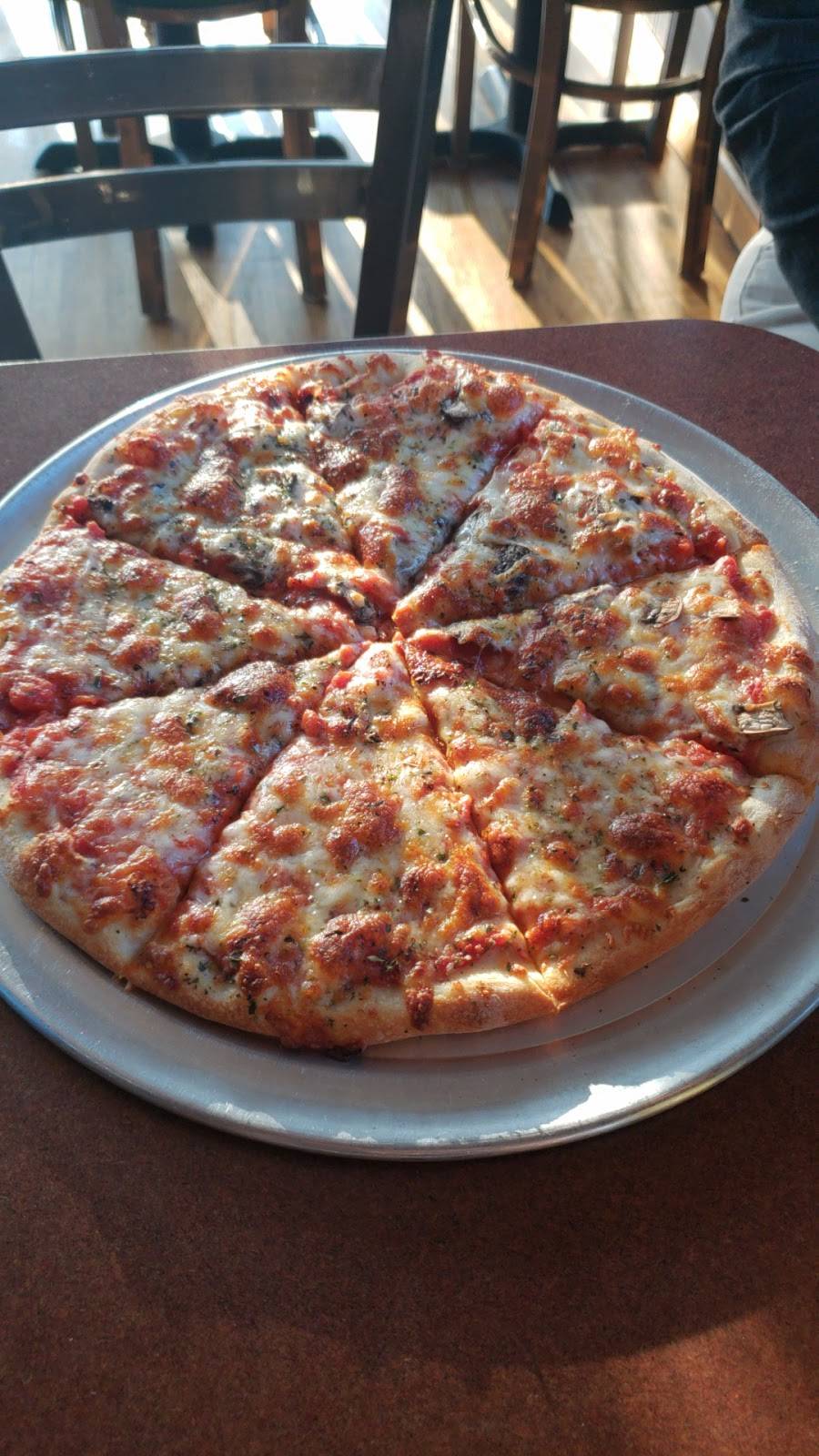 Ramundos Pizzeria Mt. Washington | restaurant | 1519, 2210 Beechmont Ave, Cincinnati, OH 45230, USA | 5133210978 OR +1 513-321-0978