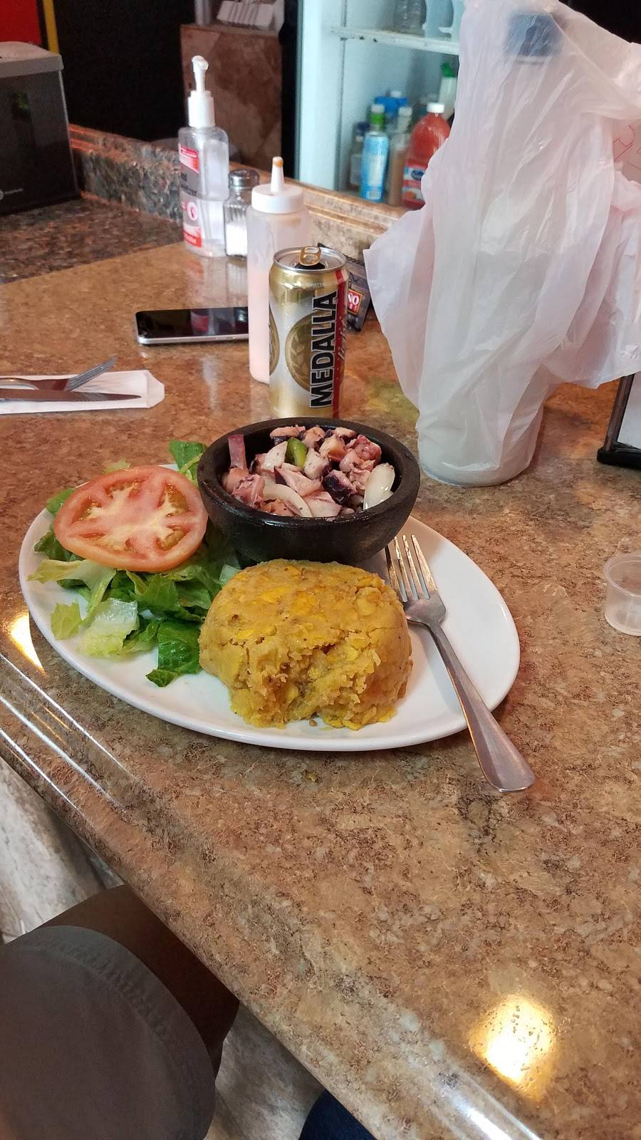 El Ponceño Restaurant | restaurant | 3225 S John Young Pkwy, Kissimmee, FL 34746, USA | 4072017942 OR +1 407-201-7942