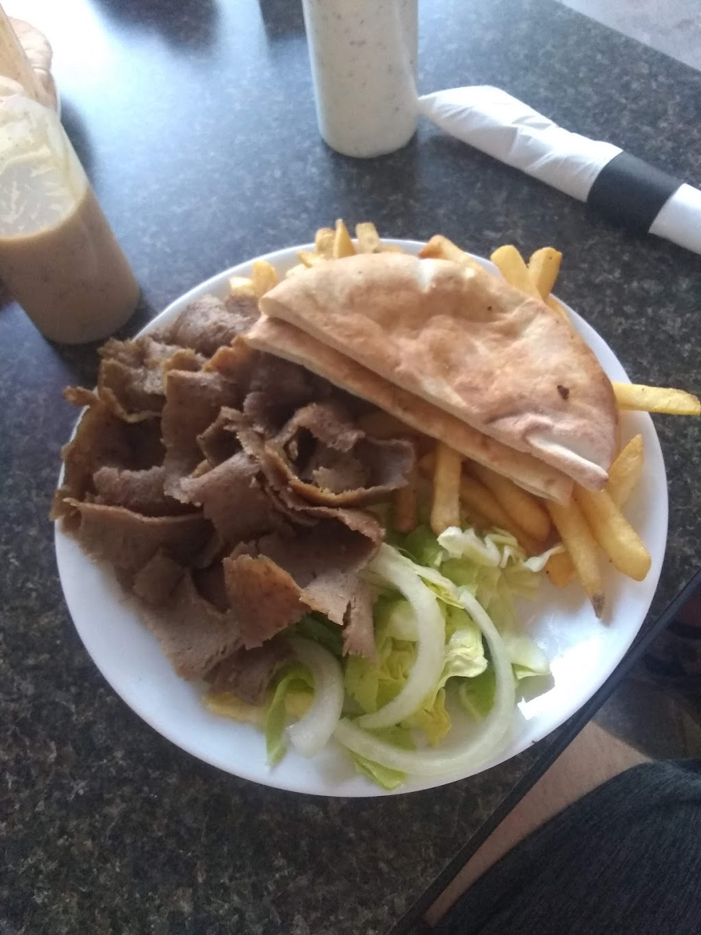 Bosphorus Gyros & Kebabs | restaurant | 551 Belle Ave, Mankato, MN 56001, USA | 5077797022 OR +1 507-779-7022