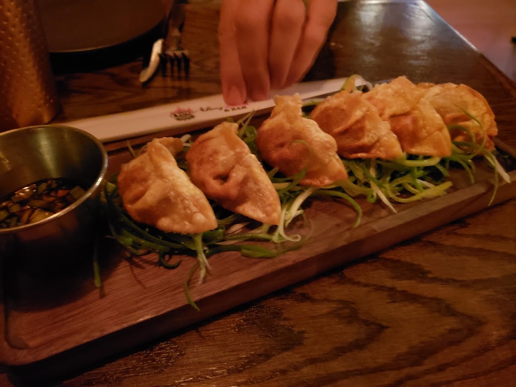 Omy ChiQ & Bar | restaurant | 7023 Columbia Pike, Annandale, VA 22003, USA | 7037127323 OR +1 703-712-7323