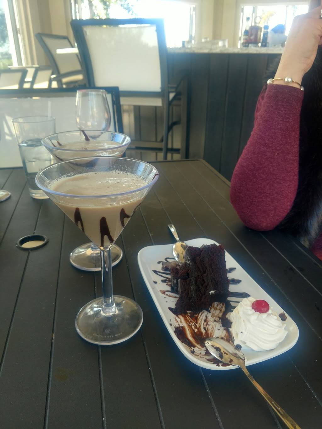 Corkscrew Shores Captains Club | restaurant | 14700 Corkscrew Woods Pkwy, Estero, FL 33928, USA | 2395908288 OR +1 239-590-8288