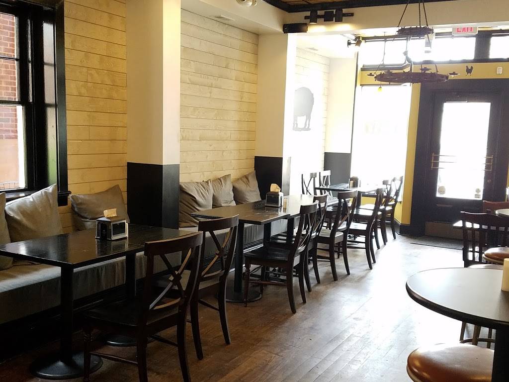 Nineteen West Gourmet Burgers | restaurant | 19 W Market St, Leesburg, VA 20176, USA | 7039199866 OR +1 703-919-9866